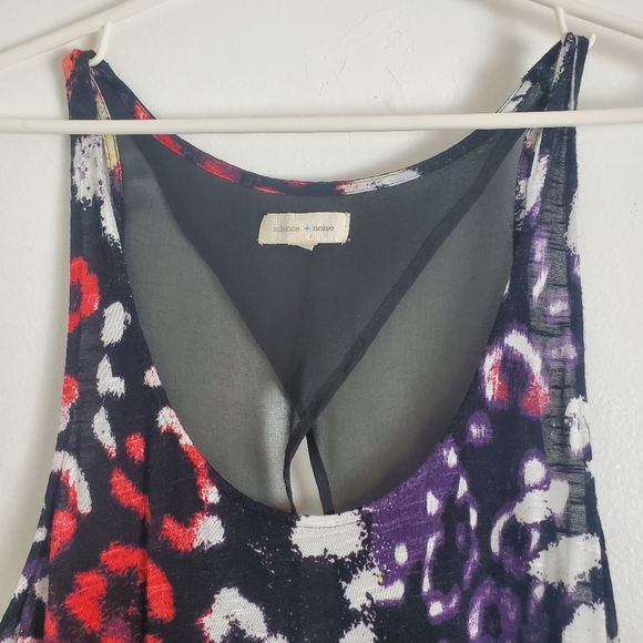 Silence + Noise Tank Top Sheer back - Picture 5 of 12